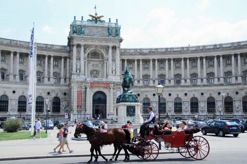 Neue Burg, Hofburg Palace view from Heldenplatz