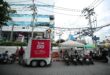ทรู คอร์ปอเรชั่น นำ 3 รถ COW เพิ่มสัญญาณ 5G/4G จุดถนนทรุดตัวหน้าวชิรพยาบาล ร่วมสนับสนุนภาครัฐกู้สถานการณ์ พร้อมมอบเน็ตมือถือฟรี 10GB แก่ลูกค้าทรูออนไลน์