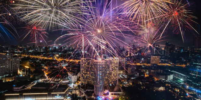 ดื่มด่ำบรรยากาศเทศกาลแห่งความสุขล้นใจในประเทศไทยกับ แมริออท บอนวอย  รวมตัวสังสรรค์กับคนที่คุณรักอย่างพร้อมหน้าส่งท้ายปีในแบบที่ใช่สำหรับคุณ พร้อมกิจกรรมฉลองคริสต์มาสและปีใหม่อย่างอบอุ่นให้เลือกทั่วประเทศ ตั้งแต่โรงแรมใจกลางเมืองไปจนถึงรีสอร์ทริมทะเล