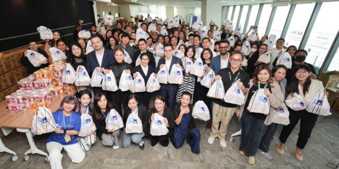 กรุงไทย-แอกซ่า ประกันชีวิต รวมพลังจิตอาสา ร่วมบรรจุถุงยังชีพ  จำนวน 2,000 ถุง เพื่อส่งมอบช่วยเหลือผู้ประสบภัยน้ำท่วมในภาคใต้