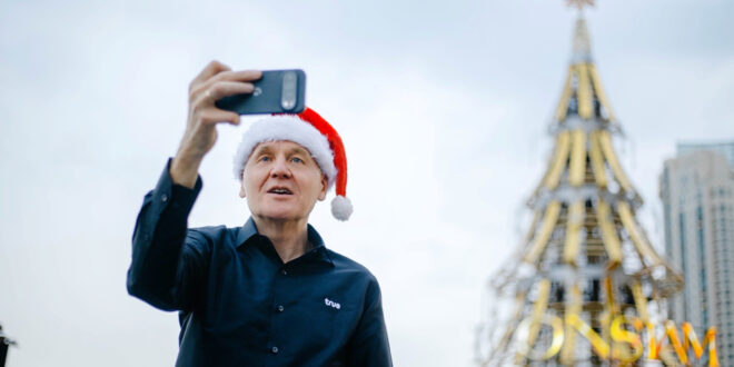 ปี 2568 บทสรุป One Network ทรู คอร์ปอเรชั่น UP เสาเพิ่ม UP สัญญาณแรง ครอบคลุมทั่วไทยยิ่งขึ้นเพื่อลูกค้าทรูและดีแทค