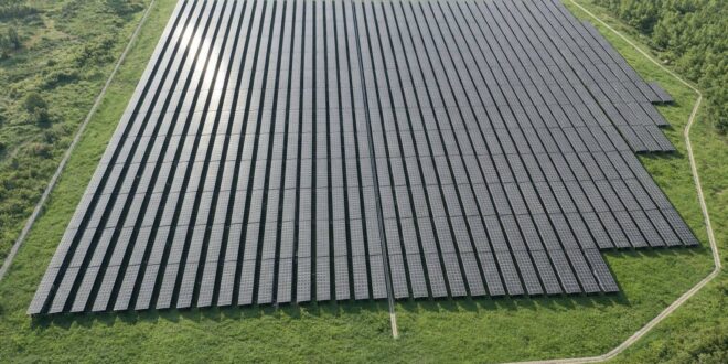 บี.กริม เพาเวอร์ ผนึก SCG Cleanergy กดปุ่ม COD โรงไฟฟ้าแสงอาทิตย์ 10 เมกะวัตต์  ทยอยเดินเครื่องอีก 313.3 เมกะวัตต์ใน 5 ปี ตอกย้ำผู้นำพลังงานหมุนเวียน