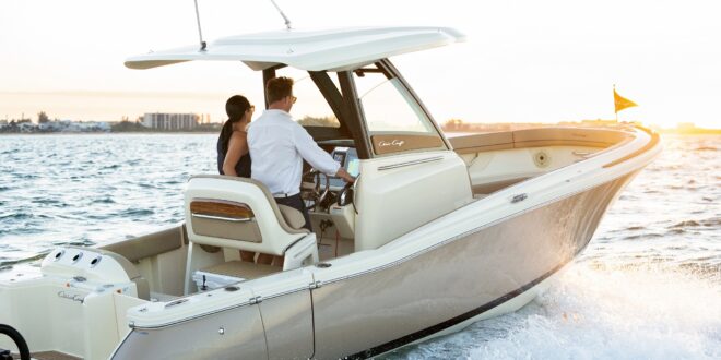 คริส-คราฟท์ ประเทศไทย ร่วมกับ MGC-MOBILIFE มอบประสบการณ์ล่องเรือสุดเอ็กซ์คลูซีฟ ‘TRIAL IN LOVE’ ต้อนรับเดือนแห่งความรัก