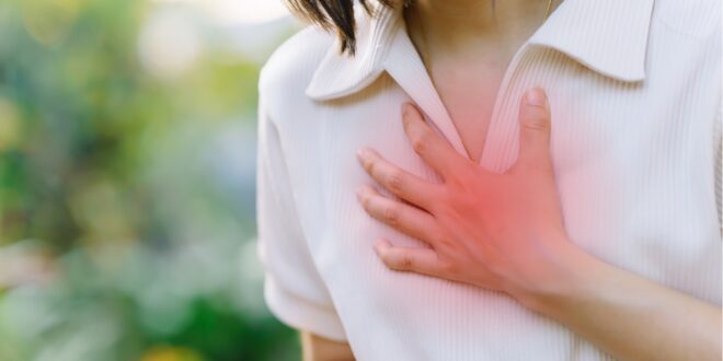 เหนื่อยง่าย นอนหงายแล้วอึดอัด อาจเสี่ยง “โรคลิ้นหัวใจ”