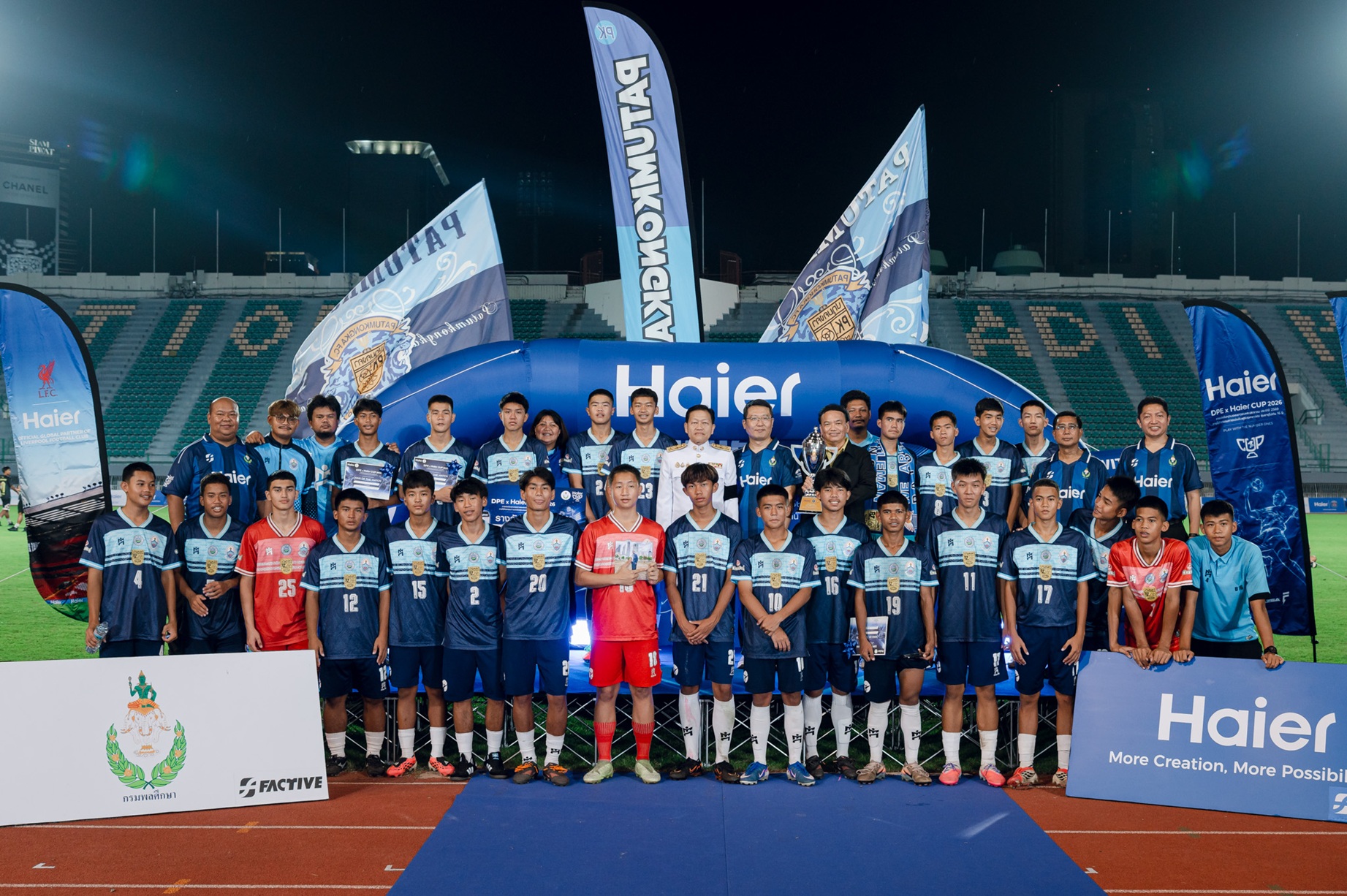 Haier ปิดฉาก DPE x Haier CUP 2026 "ปทุมคงคา" ผงาดแชมป์ลูกหนังเยาวชนไทย พร้อมส่ง 7 แข้งฝีเท้าเด่นคว้าตั๋วสู่ลิเวอร์พูล ต่อยอดเส้นทางจากสนามไทยสู่ประสบการณ์ระดับโลก https://www.thebusinessplus.com/wp-content/uploads/2026/09/04_Haier_%E0%B8%82%E0%B9%88%E0%B8%B2%E0%B8%A7%E0%B8%9B%E0%B8%A3%E0%B8%B0%E0%B8%8A%E0%B8%B2%E0%B8%AA%E0%B8%B1%E0%B8%A1%E0%B8%9E%E0%B8%B1%E0%B8%99%E0%B8%98%E0%B9%8C_%E0%B9%84%E0%B8%AE%E0%B9%80%E0%B8%AD%E0%B8%AD%E0%B8%A3%E0%B9%8C-%E0%B8%9B%E0%B8%B4%E0%B8%94%E0%B8%89%E0%B8%B2%E0%B8%81-DPE-x-Haier-CUP-2026.jpg