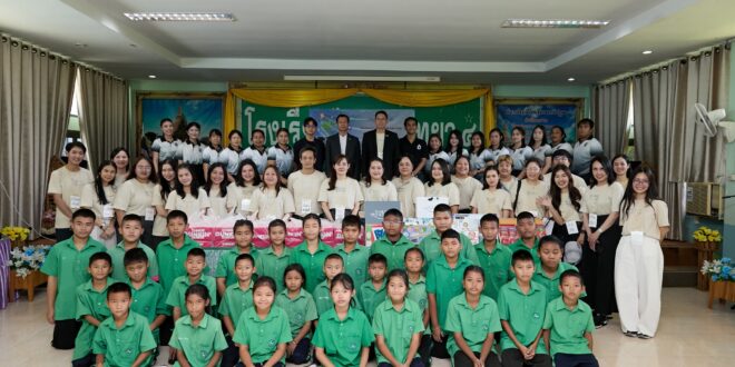 Thailand Privilege เดินหน้าโครงการเพื่อสังคม “Better Future” ลงพื้นที่สอนภาษาอังกฤษ  พร้อมมอบอุปกรณ์ไอทีและสื่อการเรียนรู้ให้แก่เยาวชนโรงเรียนไทยรัฐวิทยา 4 จังหวัดนครปฐม